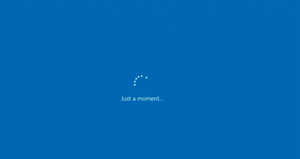 Windows 10 зависло на 100. Just a moment Windows 10. Wait a moment.