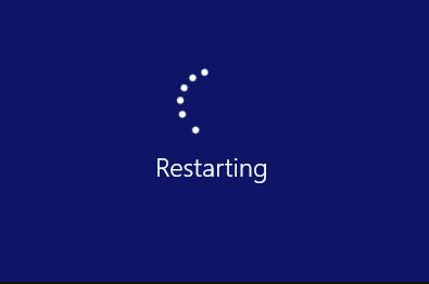 windows 10 restarts by itself