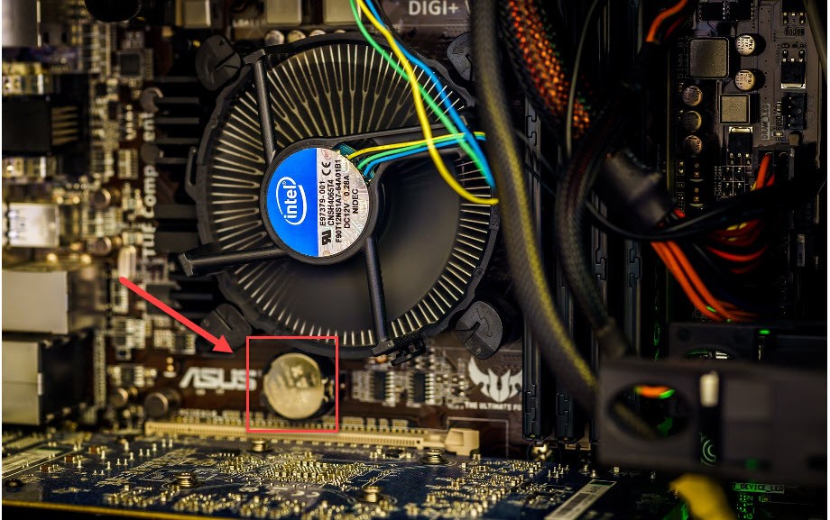 8 Solutions if Your PC Turns On but There's No Display