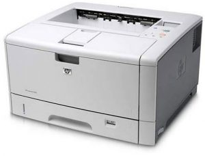 Hp 5200 застревает бумага