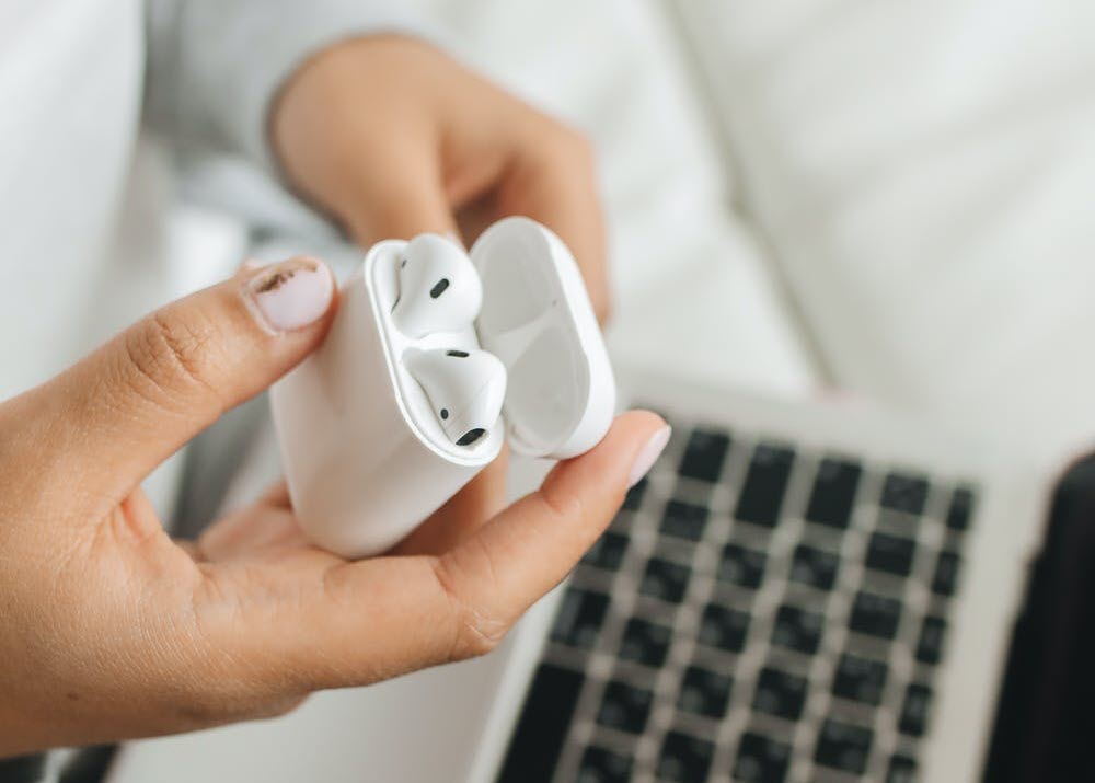 Connect to discount airpods on windows